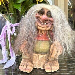Nyform Vintage Troll Sitting on Tree Stump #109 ~ Beautiful Condition!